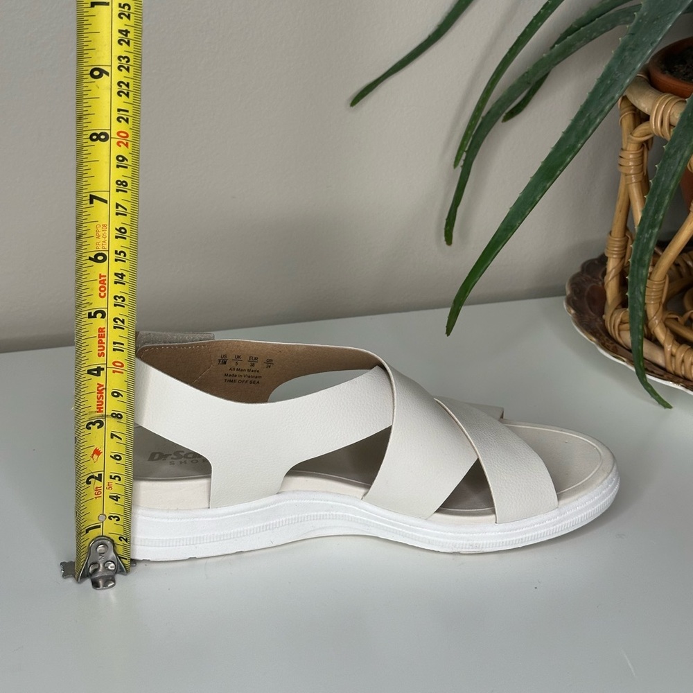 Dr. Scholl’s TIME OFF SEA White Platform Sandals 7.5 | Comfort Criss Cross Strap - Picture 10 of 13